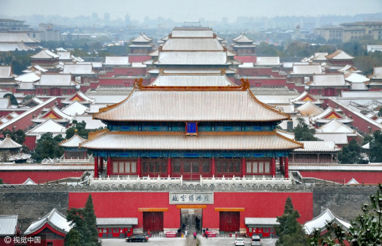 北京迎来入冬初雪　故宫雪景如画