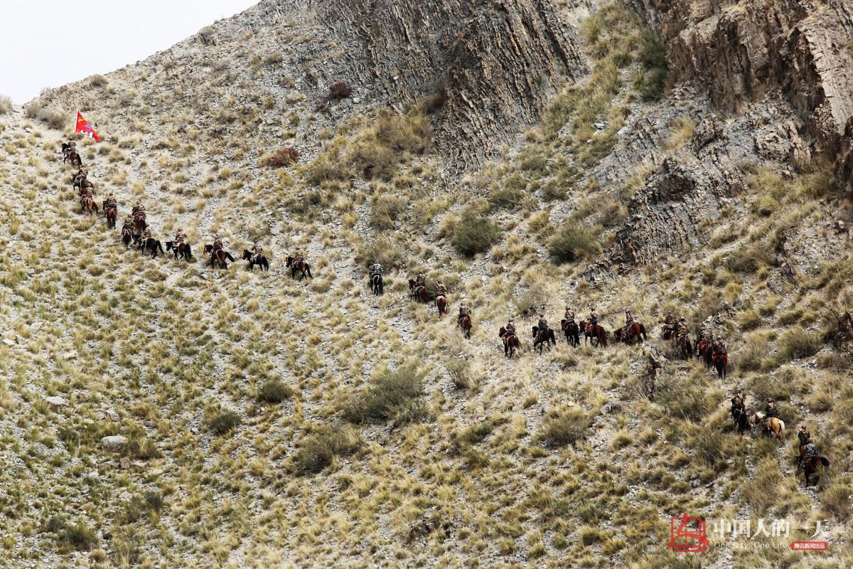 南疆民兵骑兵连 马匹自带