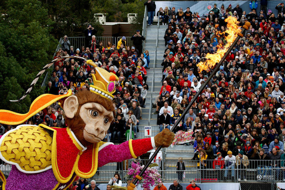 “孙悟空”亮相美国玫瑰花车大游行