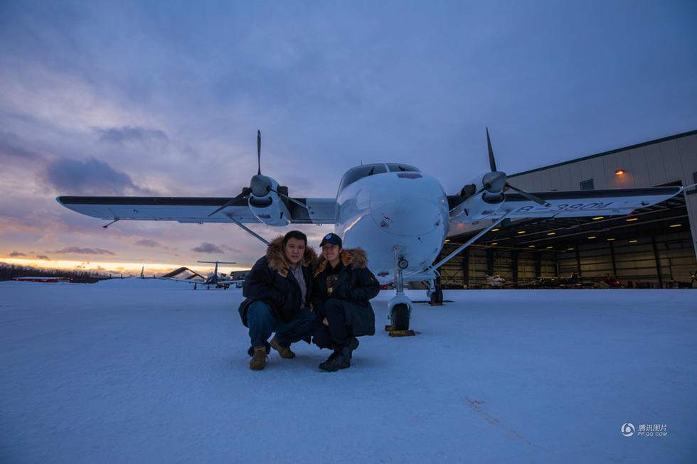 揭秘冰原驯鹿人 生吃鹿肉喝鹿血