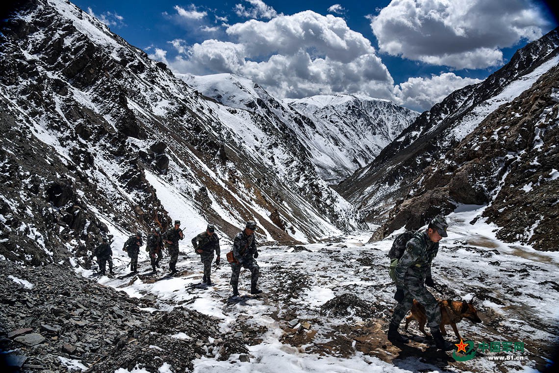致敬！帕米尔高原的艰难巡逻路只有他们在坚守