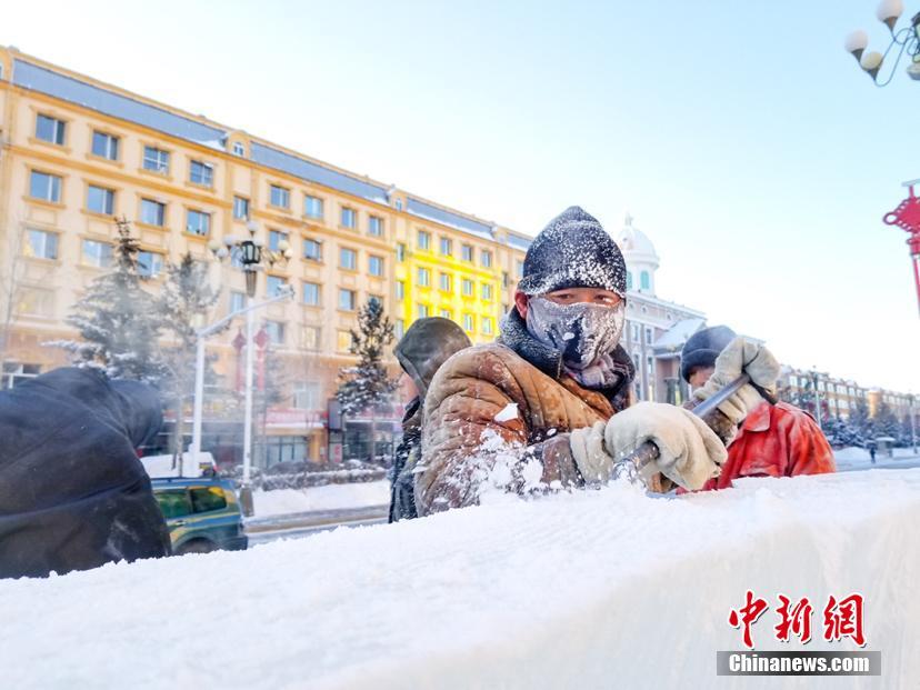 黑龙江漠河24小时降温22.1℃ 首发寒潮红色预警
