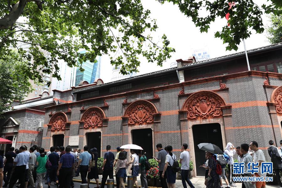 中共一大会址迎“七一”参观高峰 上半年接待观众约60万