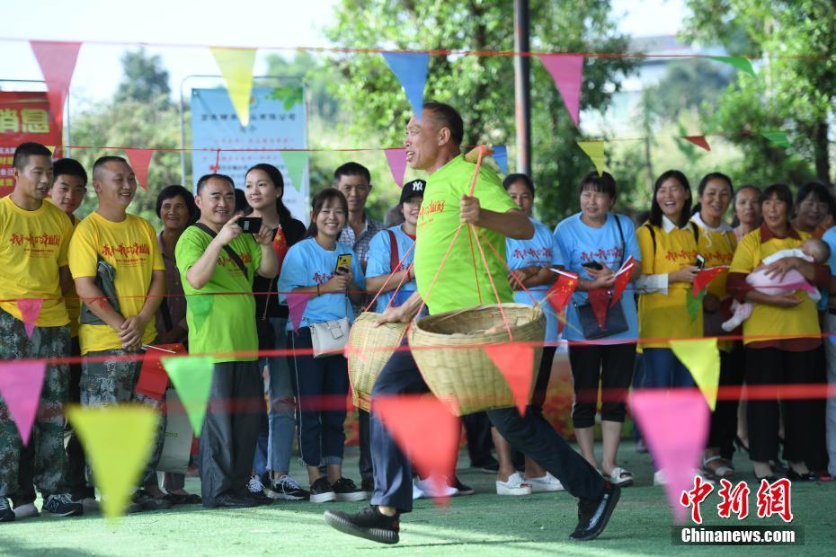 农民趣味运动会、田园民俗艺术展庆丰收