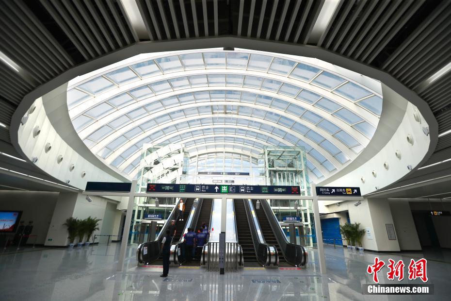 北京轨道交通大兴机场线开通