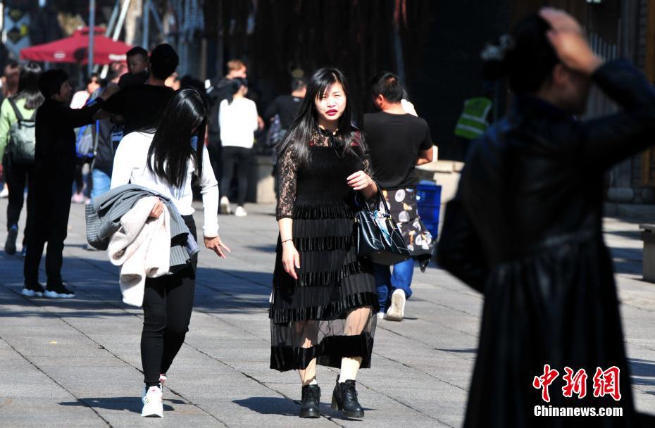 冬日福州热如夏 最高温达28度