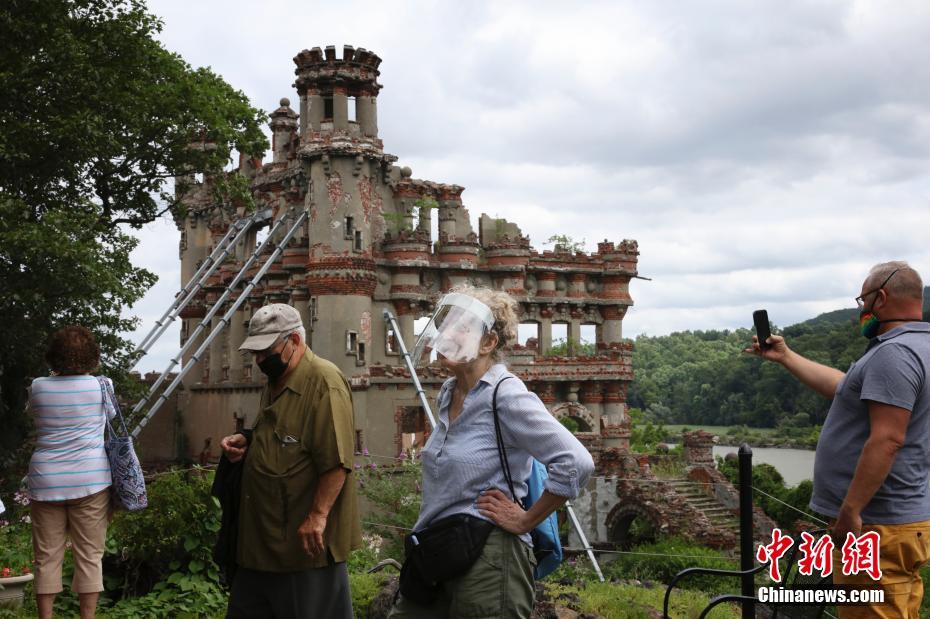 美国纽约州景点陆续向公众开放