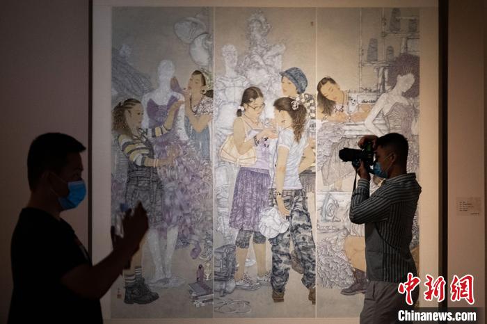 江苏省美术馆藏作品中的小康图景（中国画、版画）精品展亮相