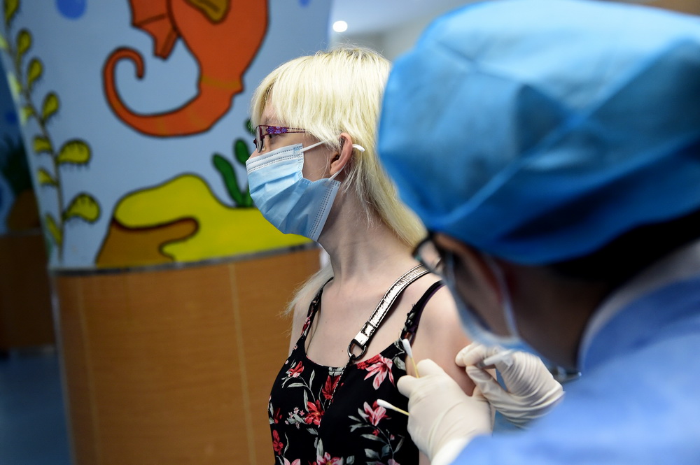 安徽启动在皖外籍人士新冠疫苗接种工作