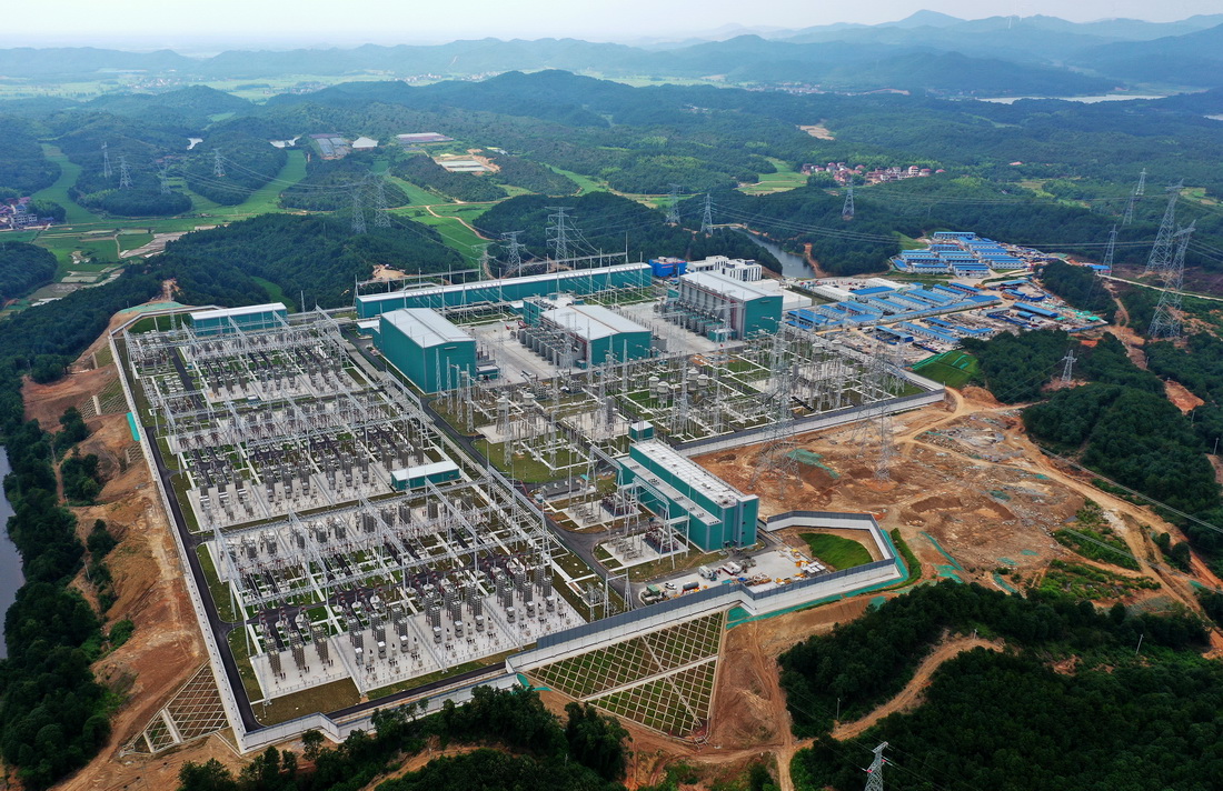 四川雅中到江西鄱阳湖特高压直流输电工程投运