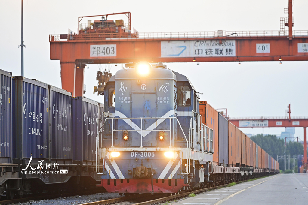 郑州始发中欧班列恢复开行