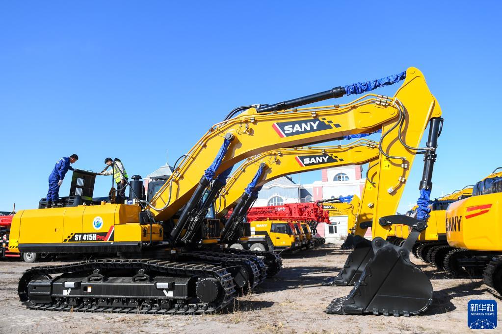 工程机械设备成为满洲里综合保税区出口主力